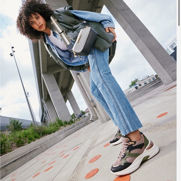 NWOT Vintage army green & mauve Createv2 Mid Top Sneakers by Aldo NWOT size 10 - Picture 3 of 15